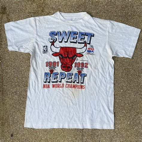 chicago bulls t shirt 90s